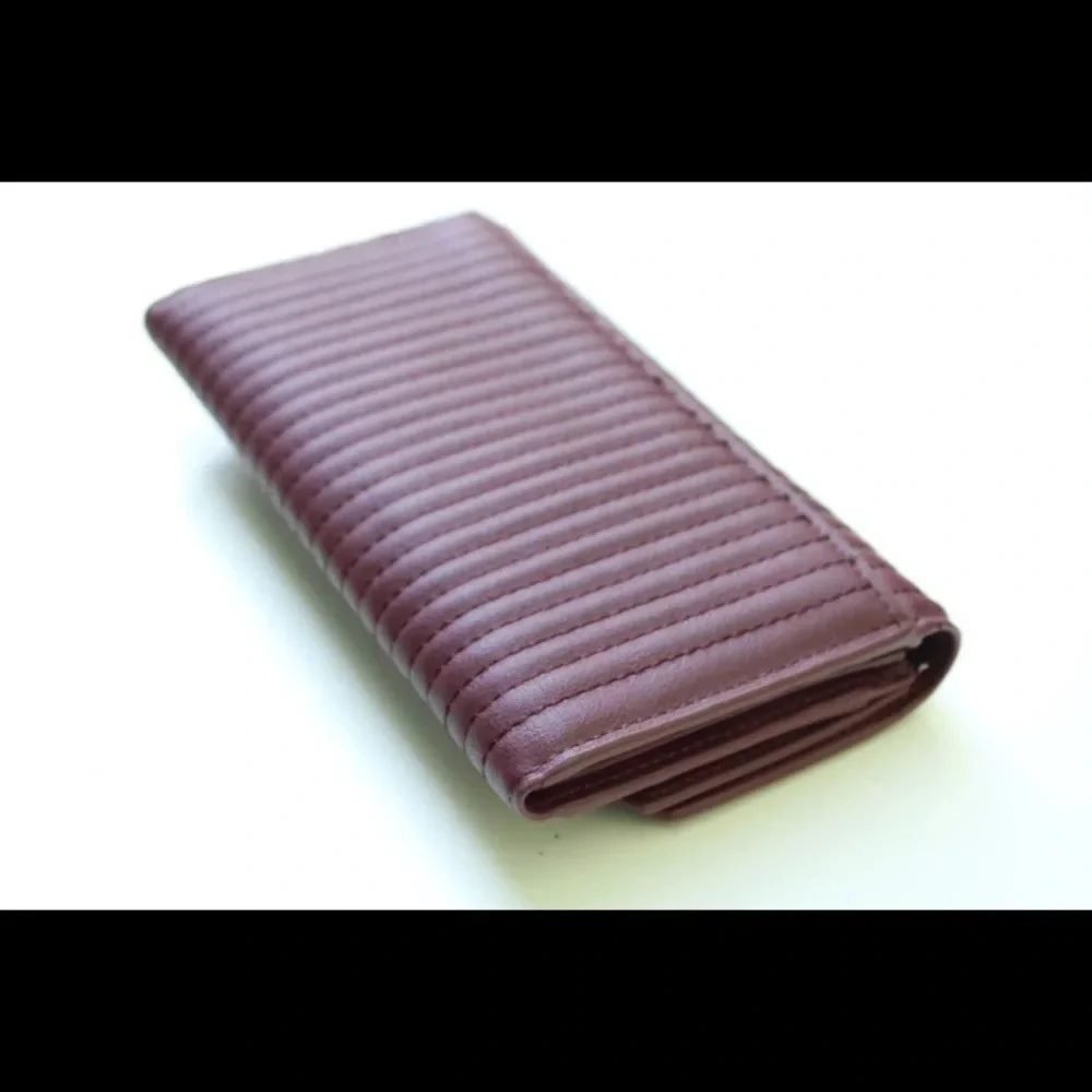 NWOT H Halsto. Wallet